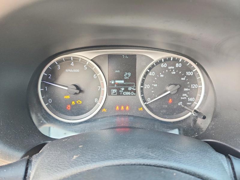 55240106 :رقم المزاد ، 3N1CP5BV7ML486235 vin ، 2021 Nissan Kicks مزاد بيع