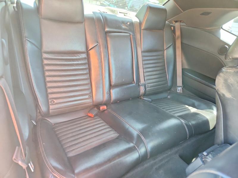 94245415 :رقم المزاد ، 2C3CDYBT8DH672157 vin ، 2013 Dodge Challenger مزاد بيع