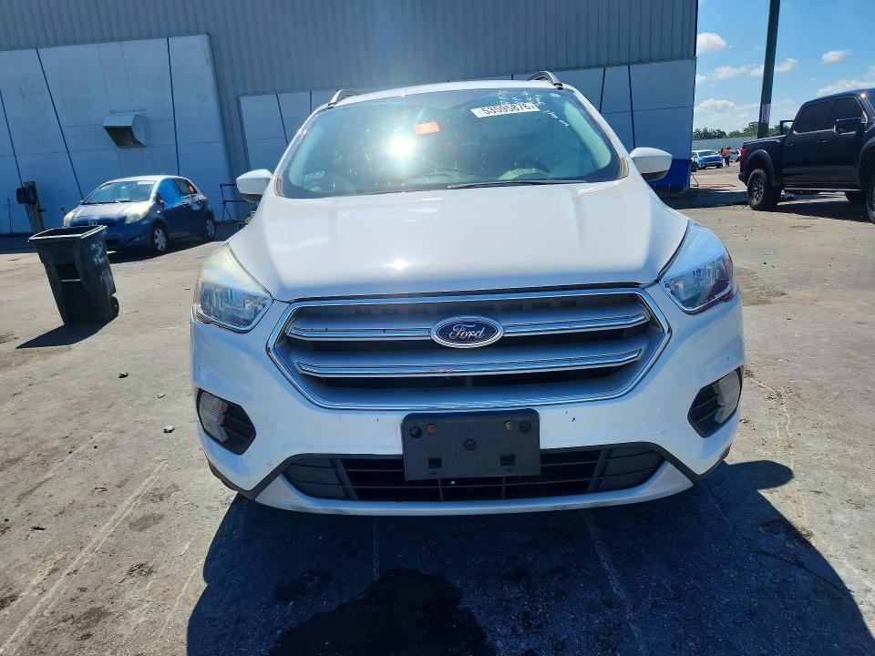 53595876 :رقم المزاد ، 1FMCU9GD2JUB87116 vin ، 2018 Ford Escape مزاد بيع