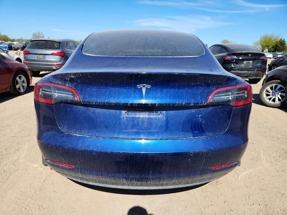 2021 Tesla Model 3 მანქანა იყიდება აუქციონზე, vin: 5YJ3E1EA2MF028556, აუქციონის ნომერი: 53280096