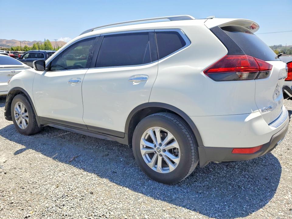 52433376 :رقم المزاد ، 5N1AT2MT5JC817813 vin ، 2018 Nissan Rogue مزاد بيع