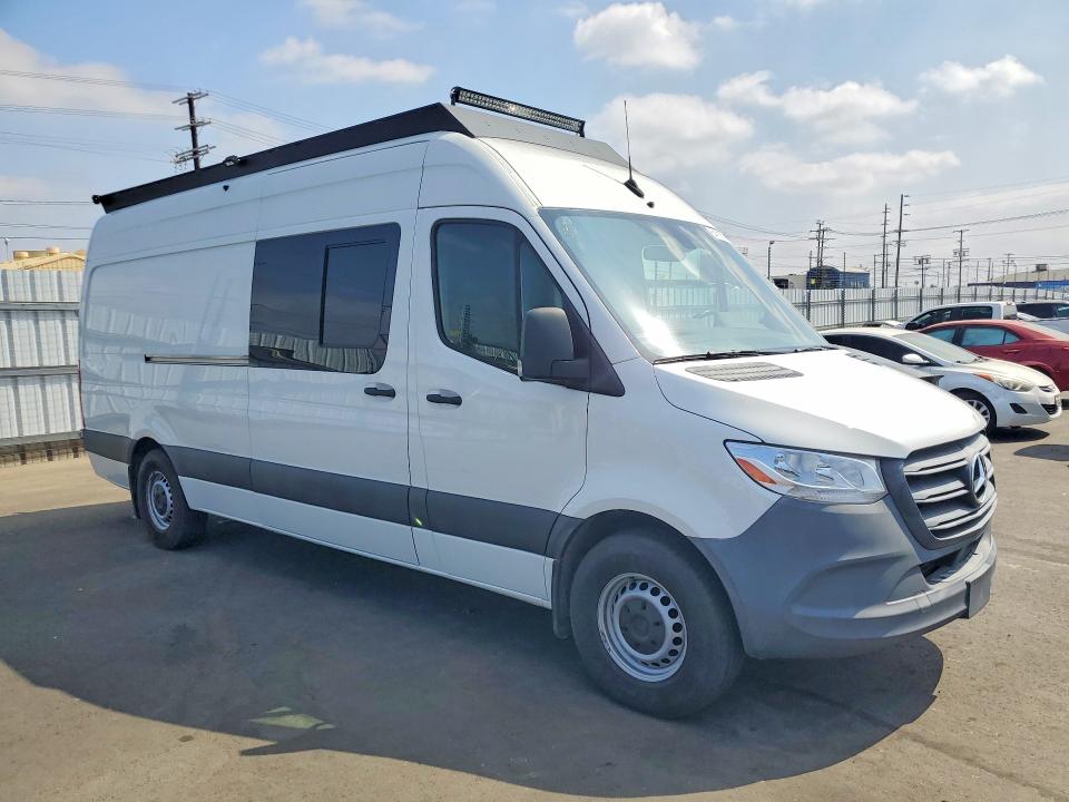 2021 Merz Sprinter მანქანა იყიდება აუქციონზე, vin: W1W40CHY6MT051735, აუქციონის ნომერი: 54118016