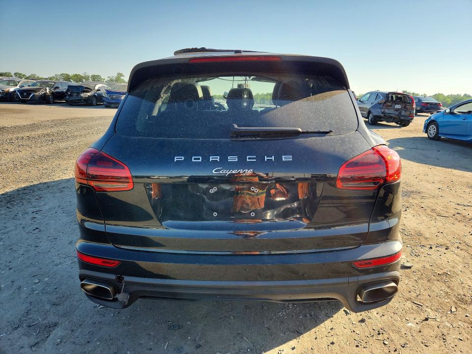 Aukcja sprzedaży 2017 Porsche Cayenne, vin: WP1AA2A26HKA91660, numer aukcji: 53946996