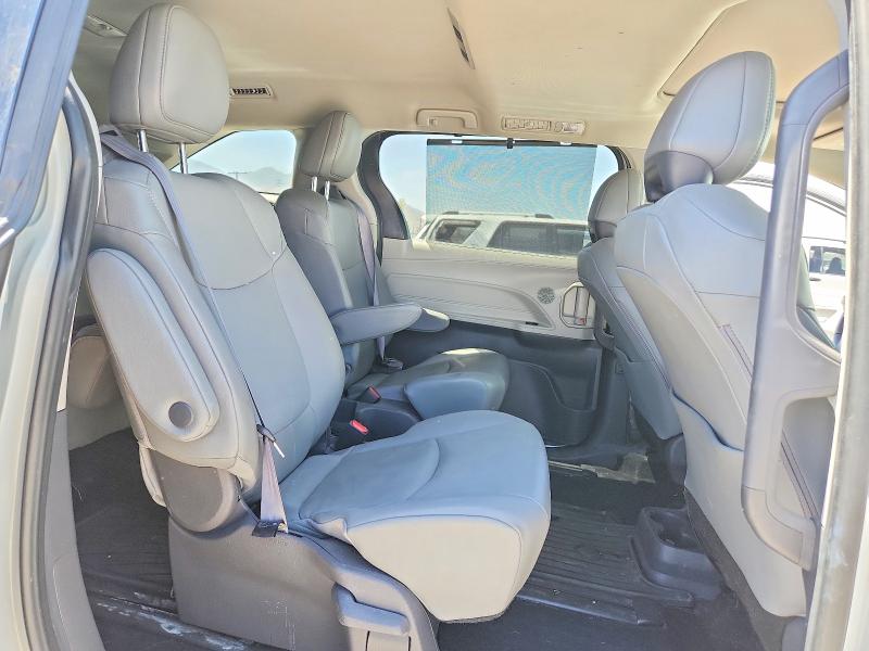 Auction sale of the 2021 Toyota Sienna, vin: 5TDJSKFC4MS027930, lot number: 53101076