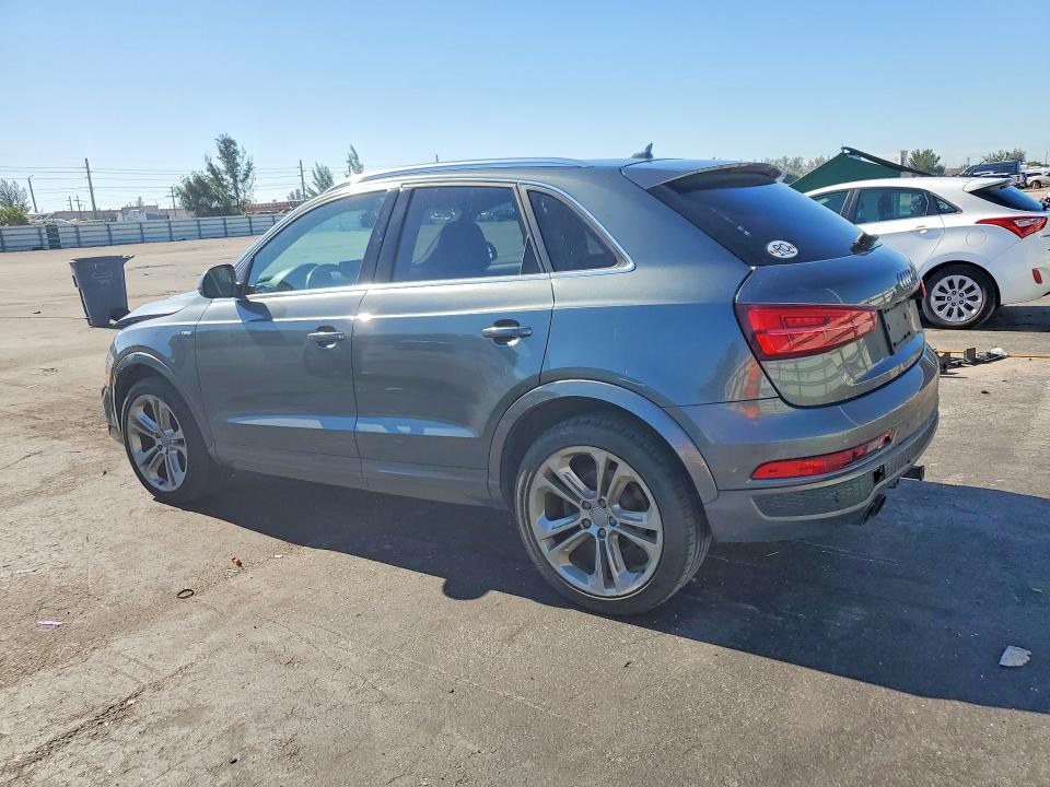 52542856 :رقم المزاد ، WA1JCCFS4JR023844 vin ، 2018 Audi Q3 مزاد بيع
