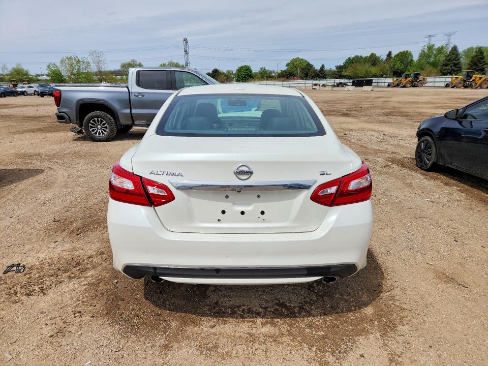 Продажа на аукционе авто 2017 Nissan Altima, vin: 1N4AL3AP4HC229340, номер лота: 52082546