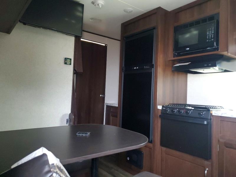 Продаж на аукціоні авто 2018 Jayco Jay Flight Slx, vin: 1UJBJ0BN2J17V1580, номер лоту: 51982826
