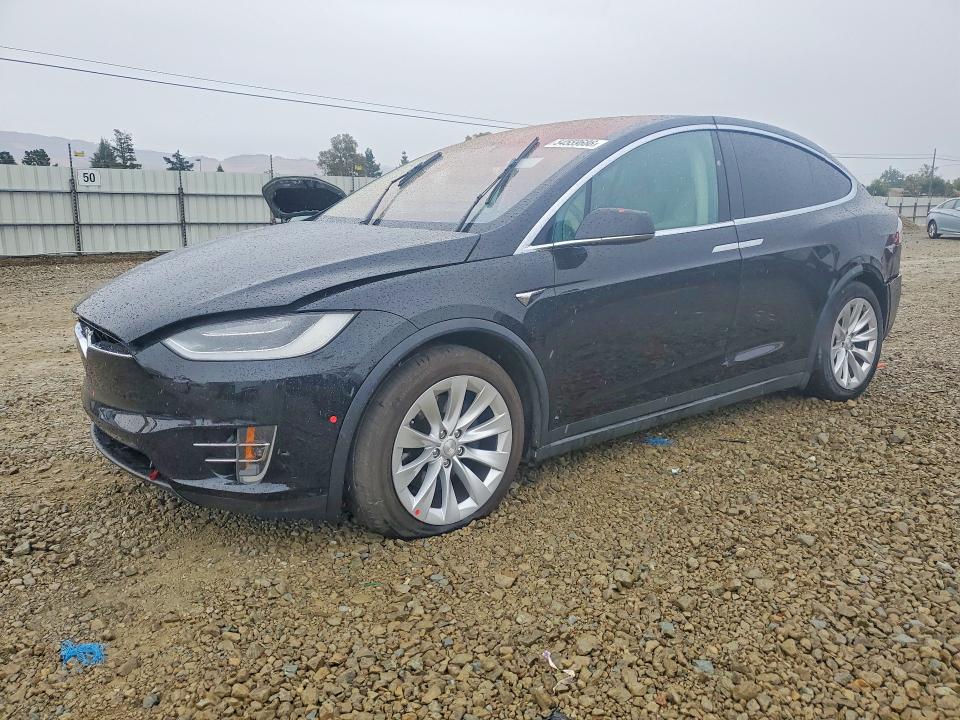 2017 Tesla Model X მანქანა იყიდება აუქციონზე, vin: 5YJXCAE24HF060222, აუქციონის ნომერი: 54559686