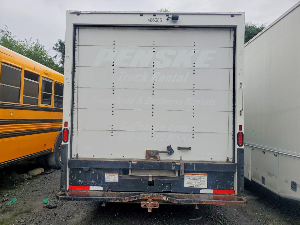 57277766 :رقم المزاد ، 1FDWE3FN6NDC09089 vin ، 2022 Ford Econoline مزاد بيع