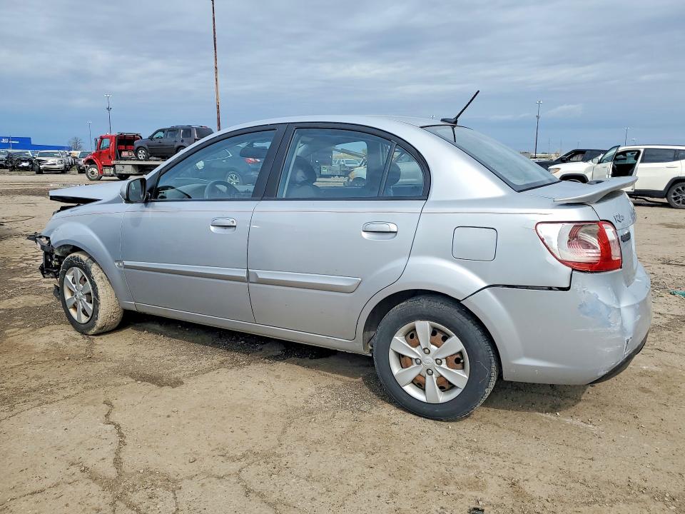 52391156 :رقم المزاد ، KNADH4A32B6738177 vin ، 2011 Kia Rio مزاد بيع