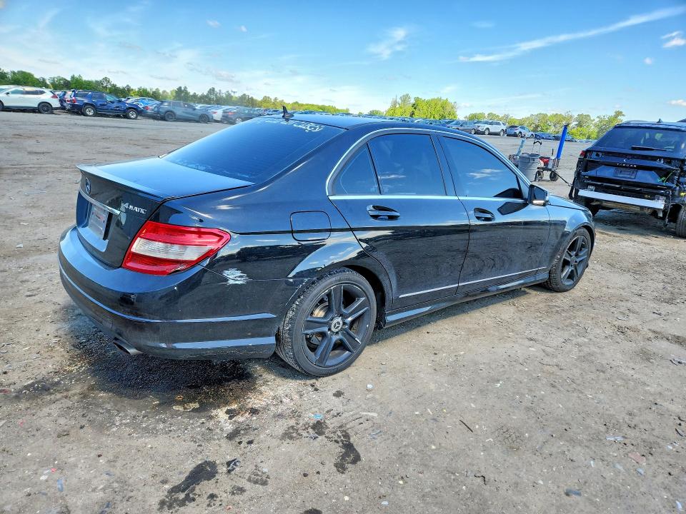 2011 Mercedes-benz C მანქანა იყიდება აუქციონზე, vin: WDDGF8BB8BR141705, აუქციონის ნომერი: 51446786