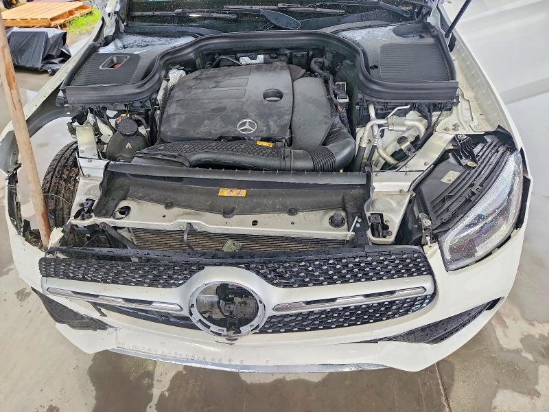 55320096 :رقم المزاد ، W1N0G8DB5NG029121 vin ، 2022 Mercedes-benz Glc مزاد بيع