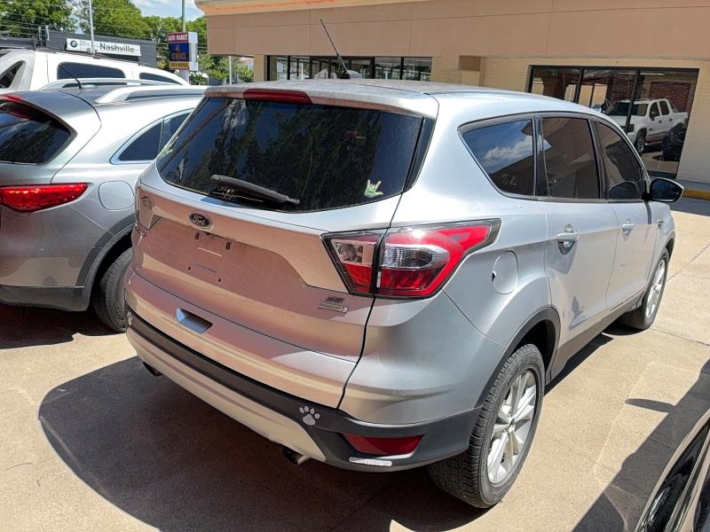 52552816 :رقم المزاد ، 1FMCU0GDXHUA53654 vin ، 2017 Ford Escape مزاد بيع