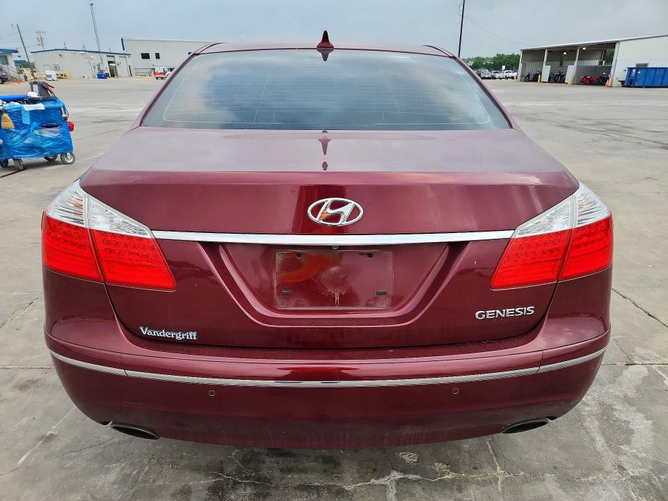 2009 Hyundai Genesis მანქანა იყიდება აუქციონზე, vin: KMHGC46EX9U043231, აუქციონის ნომერი: 54068726