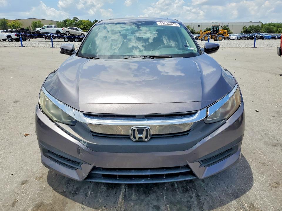 2017 Honda Civic მანქანა იყიდება აუქციონზე, vin: 19XFC2F75HE071747, აუქციონის ნომერი: 52039316