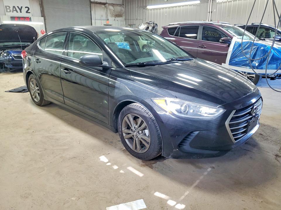 51976946 :رقم المزاد ، 5NPD74LF0JH361320 vin ، 2018 Hyundai Elantra مزاد بيع