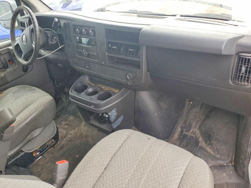51787676 :رقم المزاد ، 1GTZGFBA0A1132067 vin ، 2010 Gmc Savan2500 مزاد بيع