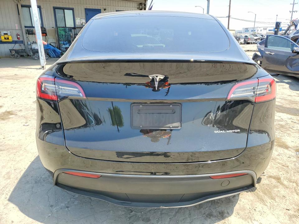 Продажа на аукционе авто 2021 Tesla Model Y, vin: 5YJYGDEEXMF088668, номер лота: 52030626