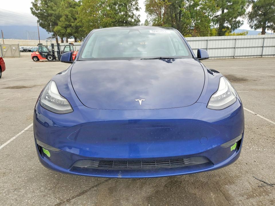 Продажа на аукционе авто 2023 Tesla Model Y, vin: 7SAYGDEE2PA117021, номер лота: 52453956