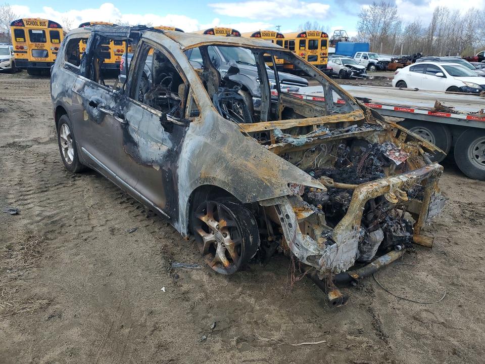 2017 Chrysler Pacifica მანქანა იყიდება აუქციონზე, vin: 2C4RC1EG7HR769638, აუქციონის ნომერი: 52863766
