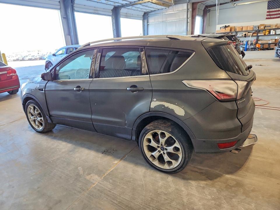 2017 Ford Escape მანქანა იყიდება აუქციონზე, vin: 1FMCU9J98HUB94375, აუქციონის ნომერი: 54833736
