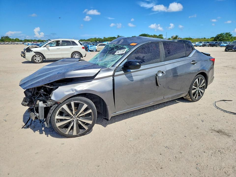 2020 Nissan Altima მანქანა იყიდება აუქციონზე, vin: 1N4BL4CW3LC259792, აუქციონის ნომერი: 54211106