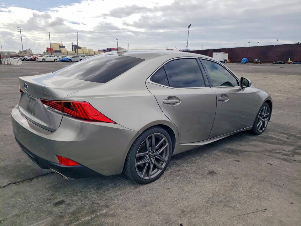 54905516 :رقم المزاد ، JTHBA1D24J5078209 vin ، 2018 Lexus Is مزاد بيع
