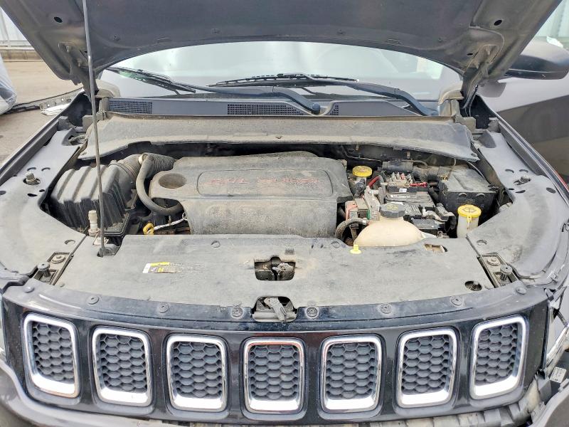 53732646 :رقم المزاد ، 3C4NJCABXJT461599 vin ، 2018 Jeep Compass مزاد بيع