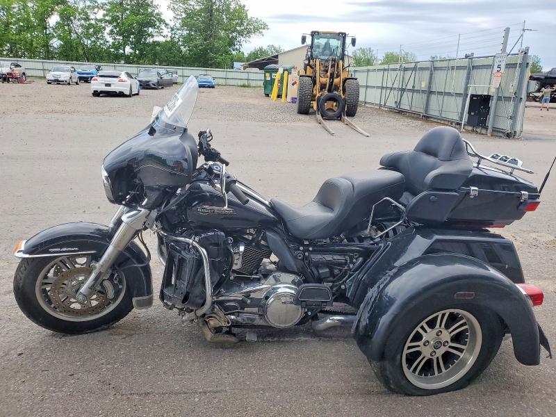 55192726 :رقم المزاد ، 1HD1MAD19HB857739 vin ، 2017 Harley-davidson Flhtcutg مزاد بيع