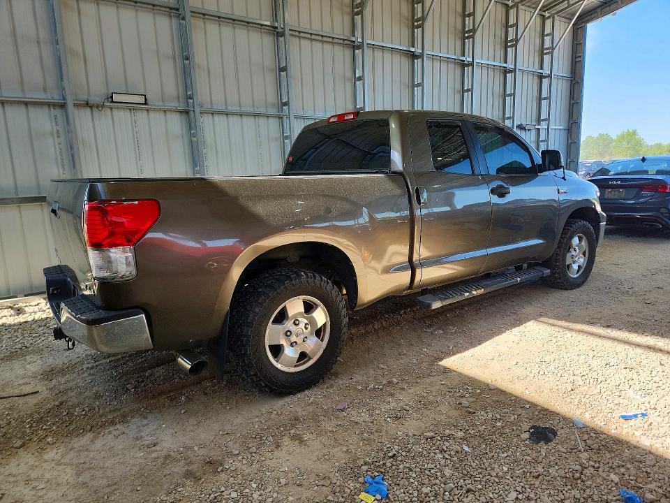 Продажа на аукционе авто 2011 Toyota Tundra, vin: 5TFUW5F10BX177400, номер лота: 53049966