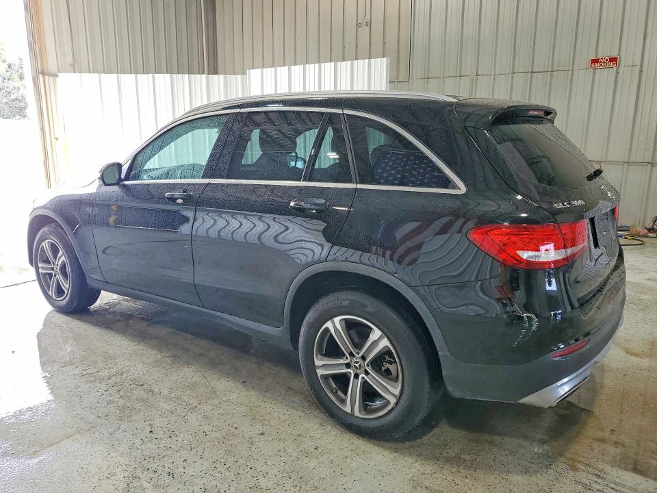 52148776 :رقم المزاد ، WDC0G4JB7JV038147 vin ، 2018 Mercedes-benz Glc مزاد بيع
