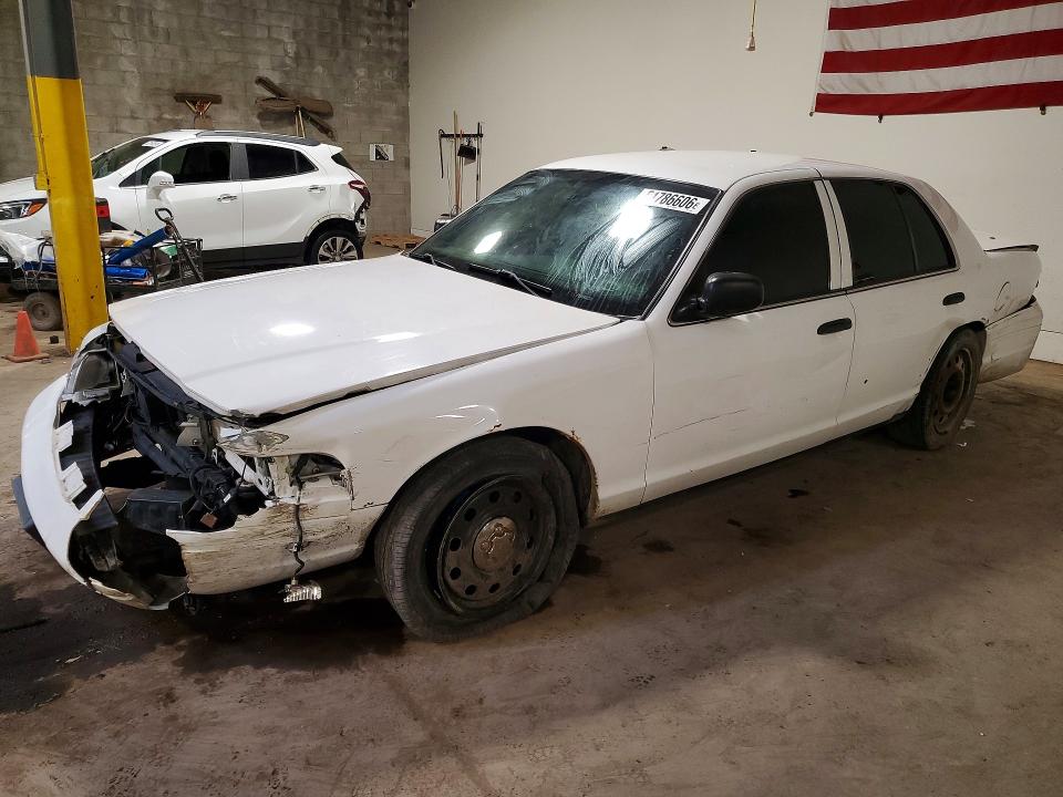 Продаж на аукціоні авто 2011 Ford Crown Victoria, vin: 2FABP7BV6BX134463, номер лоту: 51786606