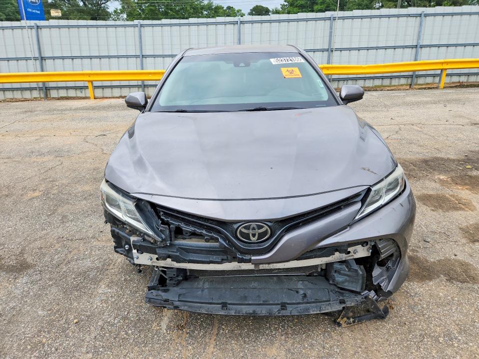 Продаж на аукціоні авто 2018 Toyota Camry, vin: 4T1B11HK2JU648690, номер лоту: 52372186