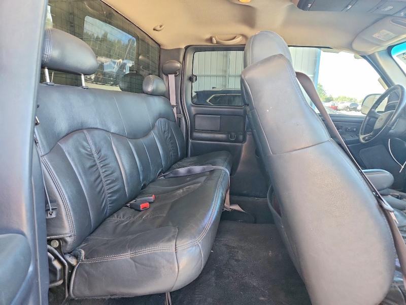 Продаж на аукціоні авто 2002 Chevrolet Silverado, vin: 1GCHK29U62E179679, номер лоту: 52097426