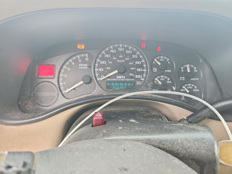 Aukcja sprzedaży 2002 Chevrolet Silverado, vin: 2GCEC19T121131297, numer aukcji: 52761736