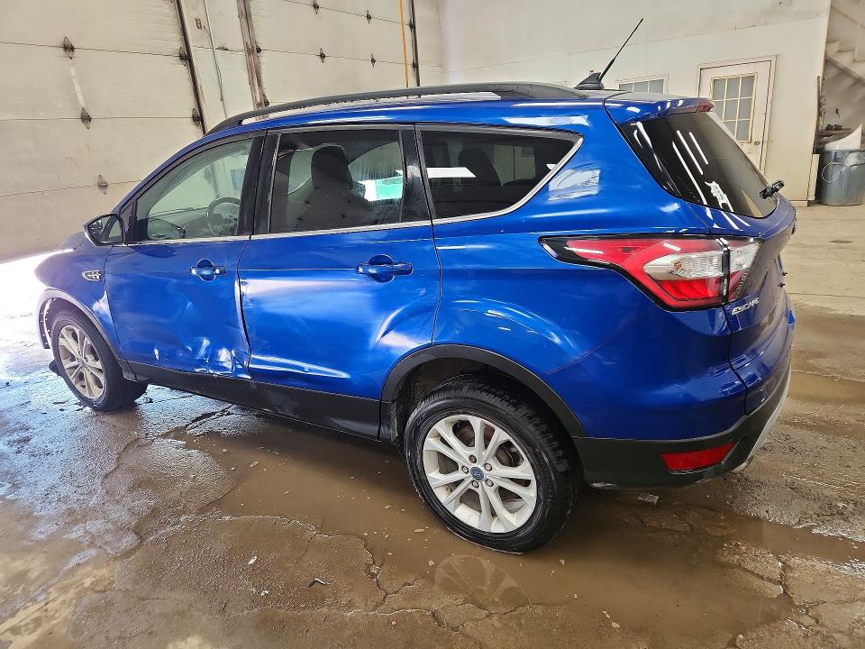 Продажа на аукционе авто 2018 Ford Escape, vin: 1FMCU9HD1JUB54073, номер лота: 54850736