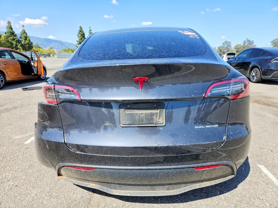 Продаж на аукціоні авто 2024 Tesla Model Y, vin: 7SAYGAEEXRF028284, номер лоту: 53719886