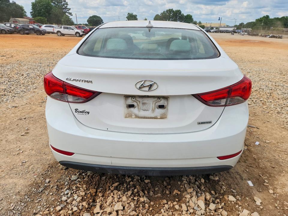 55133606 :رقم المزاد ، 5NPDH4AE2FH560173 vin ، 2015 Hyundai Elantra مزاد بيع