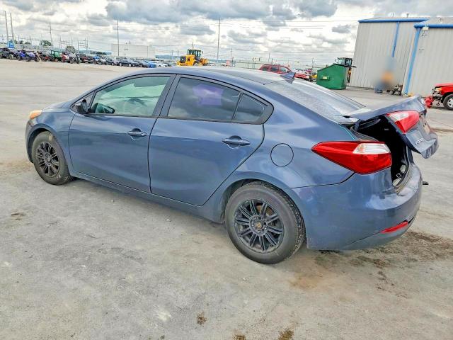 2015 Kia Forte მანქანა იყიდება აუქციონზე, vin: KNAFX4A62F5380144, აუქციონის ნომერი: 54824736