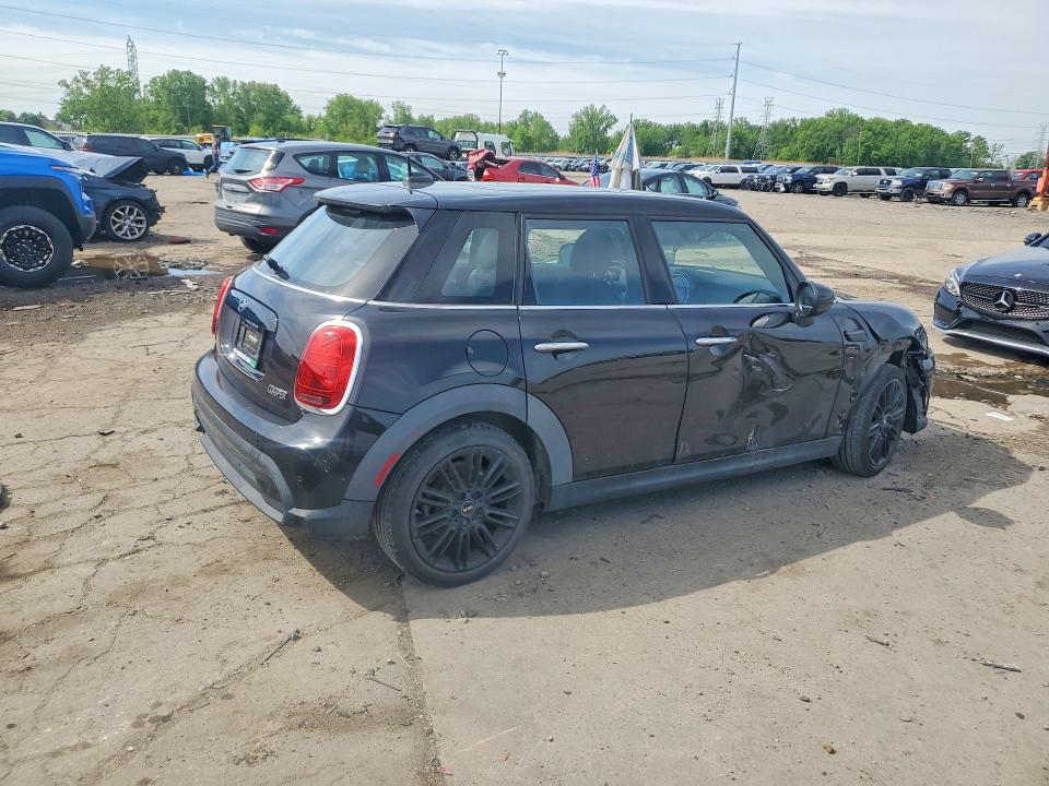 Продаж на аукціоні авто 2022 Mini Cooper, vin: WMW33DK04N2R85744, номер лоту: 54688246