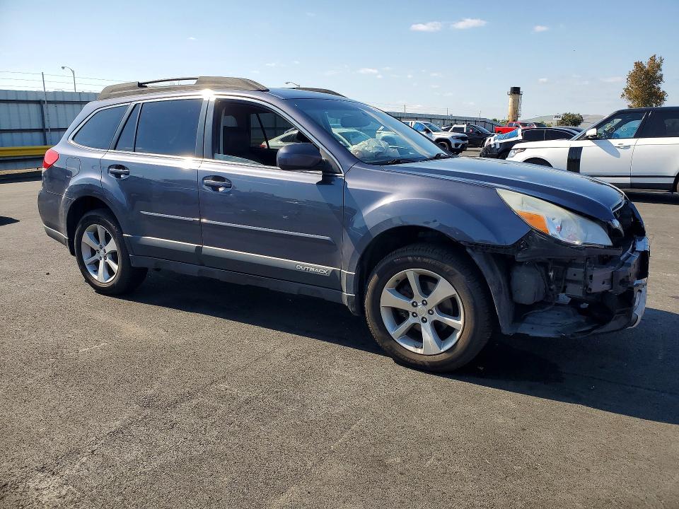 Продаж на аукціоні авто 2014 Subaru Outback, vin: 4S4BRBLC1E3303032, номер лоту: 52457506