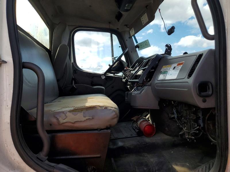 Aukcja sprzedaży 2017 Freightliner M2, vin: 1FVHCYCY4HHJF4640, numer aukcji: 54109696
