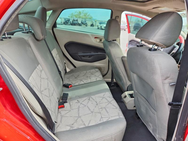 51489136 :رقم المزاد ، 3FADP4BJ4DM220373 vin ، 2013 Ford Fiesta مزاد بيع