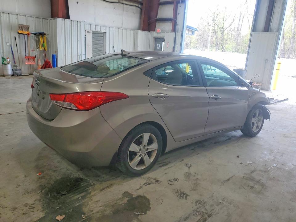 2013 Hyundai Elantra მანქანა იყიდება აუქციონზე, vin: 5NPDH4AE6DH392616, აუქციონის ნომერი: 52472756