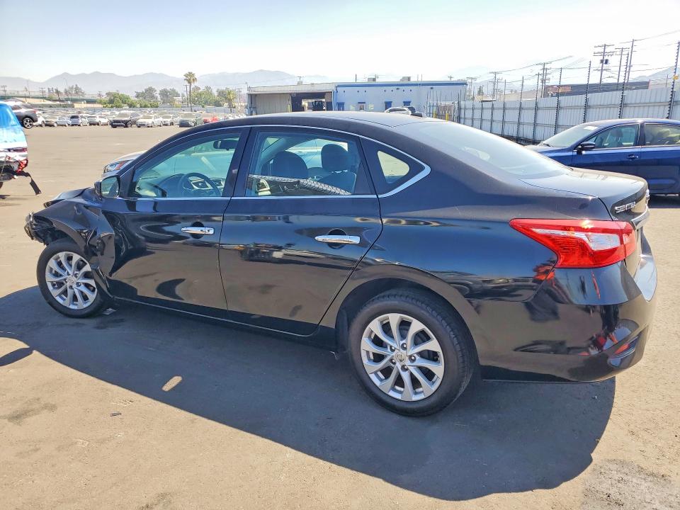 Продажа на аукционе авто 2018 Nissan Sentra, vin: 3N1AB7AP3JY277609, номер лота: 54518326