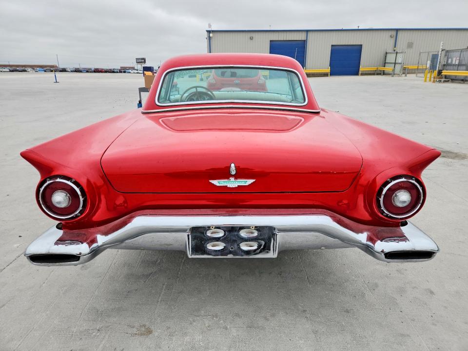 1957 Ford Thunderbird მანქანა იყიდება აუქციონზე, vin: D7FH333820, აუქციონის ნომერი: 52362206