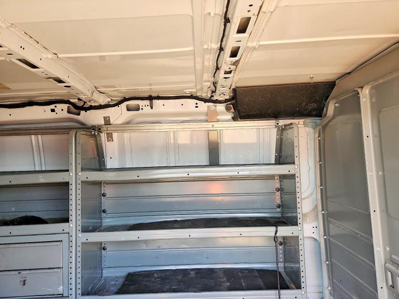 54644126 :رقم المزاد ، 1FTYR1YM2GKB00315 vin ، 2016 Ford Transit مزاد بيع