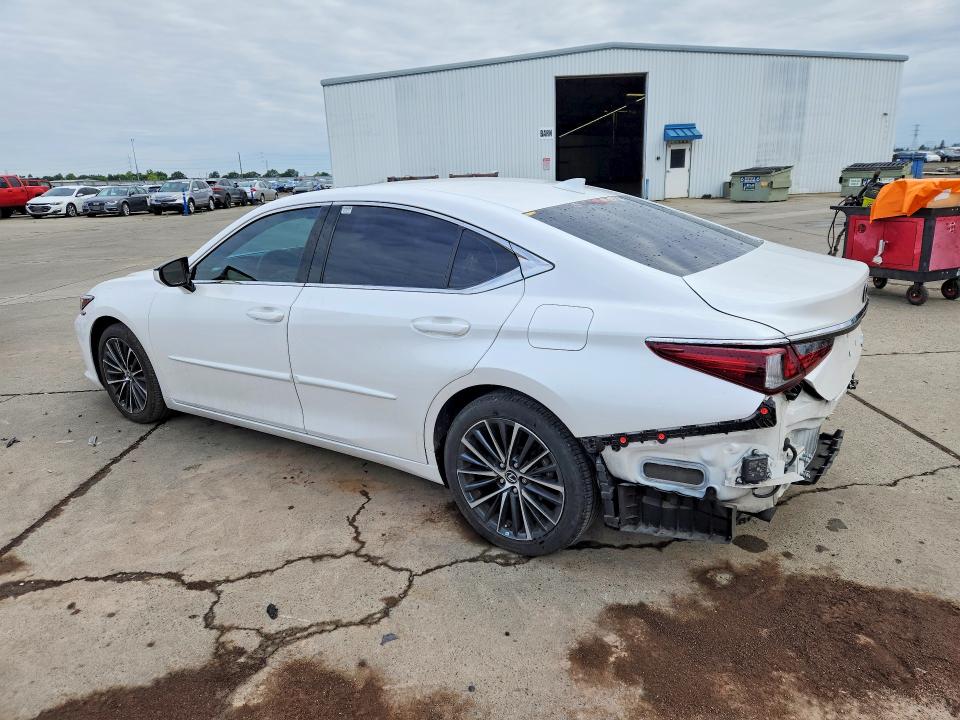 55614256 :رقم المزاد ، 58ADZ1B18NU115761 vin ، 2022 Lexus Es 350 مزاد بيع