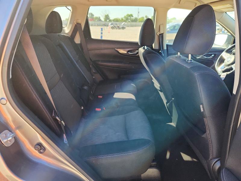 53282456 :رقم المزاد ، JN8AT2MV7HW256906 vin ، 2017 Nissan Rogue مزاد بيع