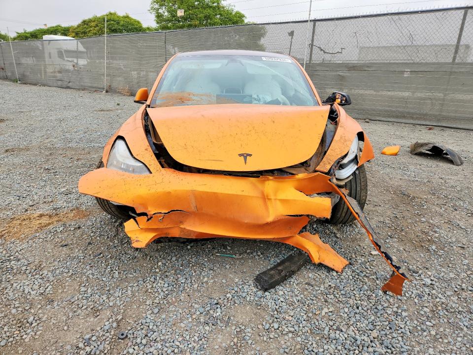 2018 Tesla Model 3 მანქანა იყიდება აუქციონზე, vin: 5YJ3E1EB9JF080772, აუქციონის ნომერი: 52032936